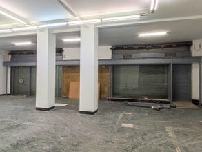 Retail in Barcelona, Barcelona to rent Interior Photo- Image 2 of 4