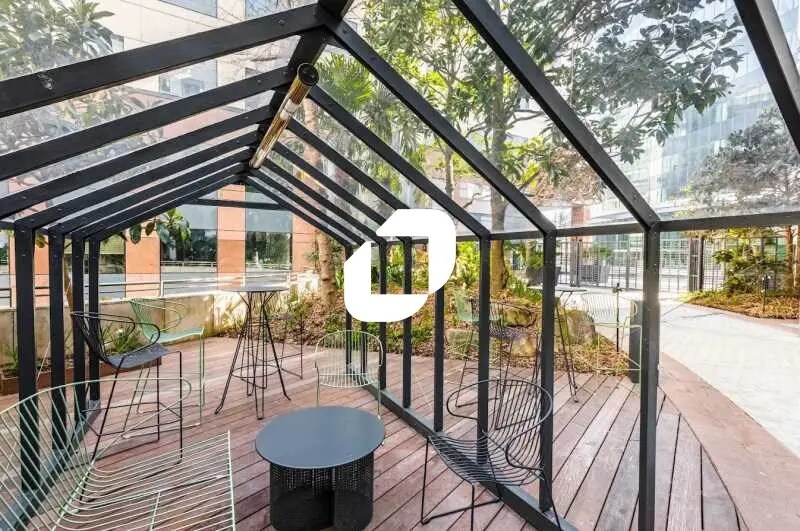 Office in Courbevoie to rent Building Photo- Image 1 of 8