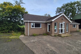 Brookfield Rd, Cheadle to rent Building Photo- Image 1 of 4