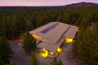 18720 Bull Springs Rd, Bend, OR for sale Primary Photo- Image 1 of 1