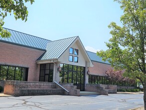 4800 Concentric Blvd, Saginaw, MI for rent Building Photo- Image 1 of 43