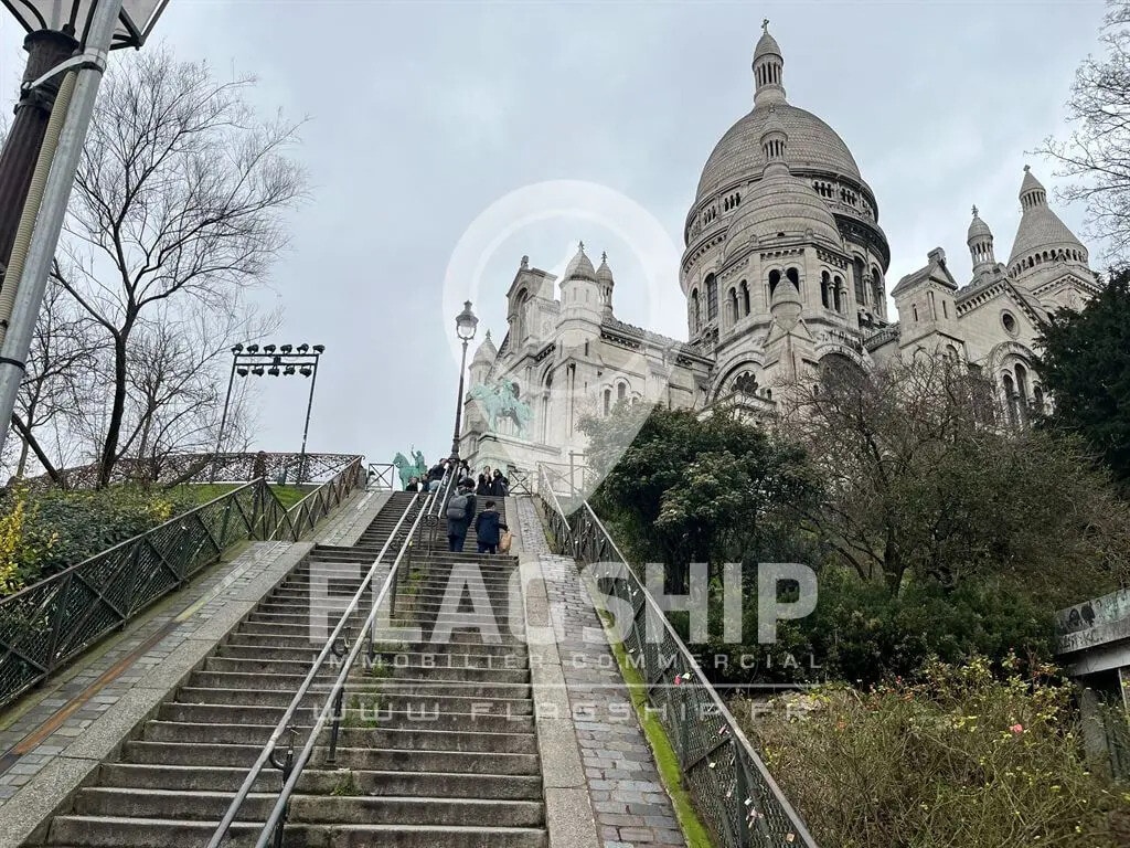 Location Commerce 50 m² - Photo 1