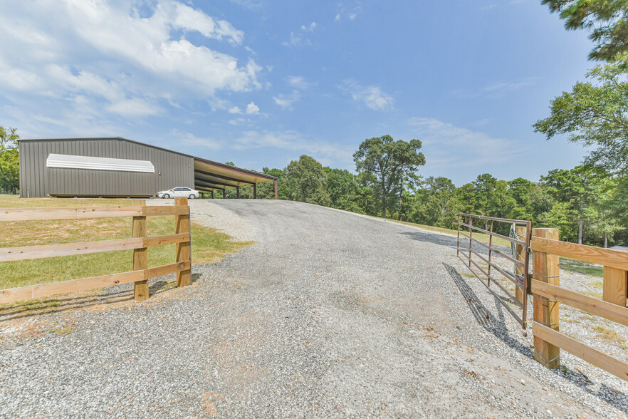 8001 FM 224 Rd, Coldspring, TX for sale - Building Photo - Image 3 of 41