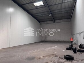 Office in Meaux to rent Interior Photo- Image 2 of 3