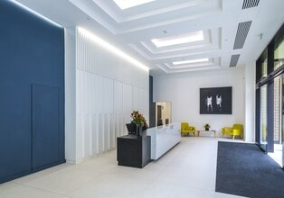64 North Row, London to rent Interior Photo- Image 2 of 6