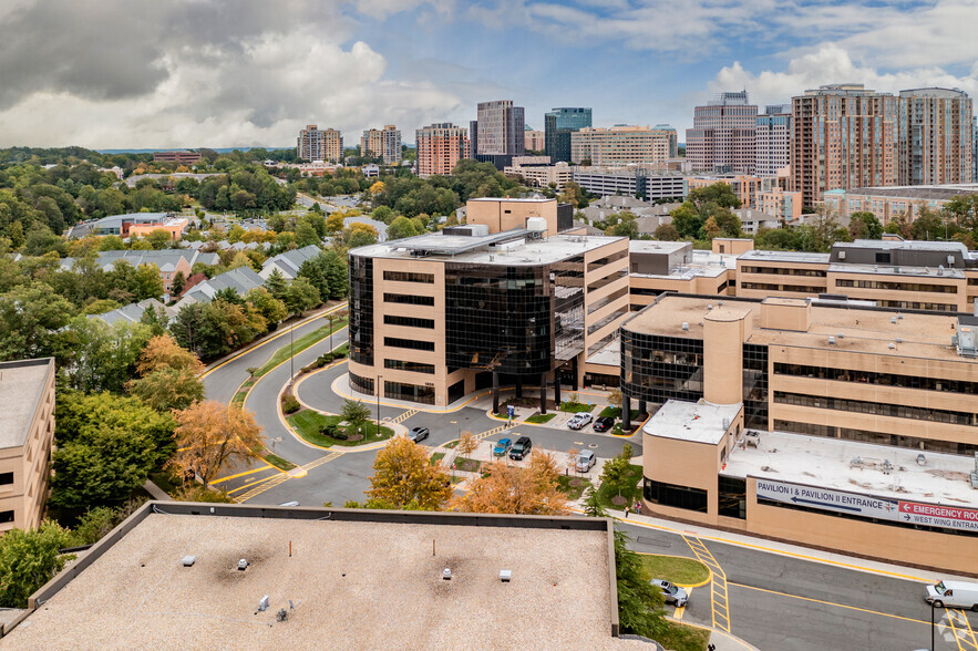 1850 Town Center, Reston, VA for rent - Building Photo - Image 1 of 1