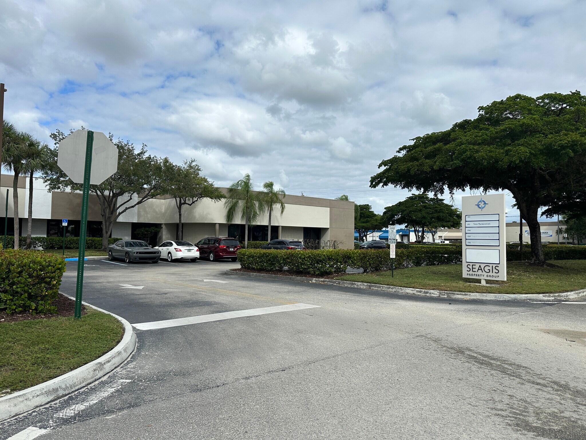 11921-12041 SW 144th St, Miami, FL to rent Building Photo- Image 1 of 8