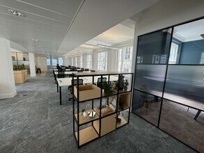 28-30 Cornhill, London to rent Interior Photo- Image 2 of 3