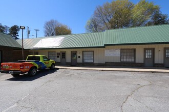 13435 E Wade Hampton Blvd, Greer, SC for rent Building Photo- Image 2 of 9