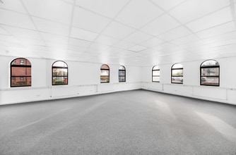 Churchfield Ct, Barnsley to rent Interior Photo- Image 1 of 3