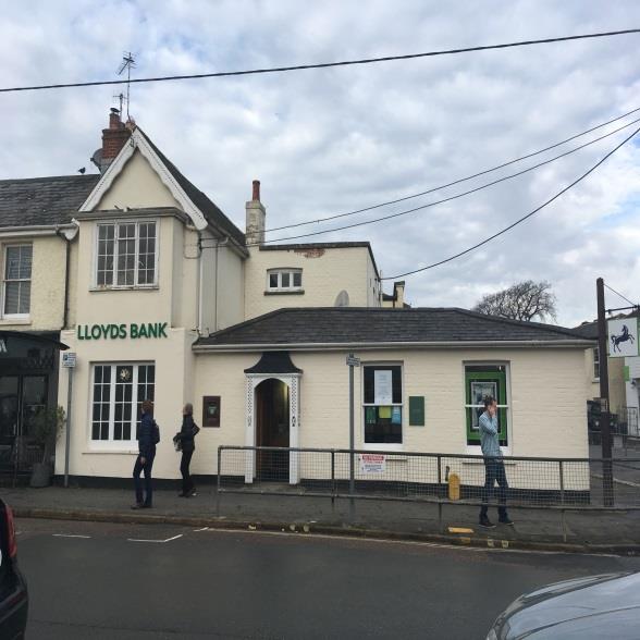 2 High St, Bembridge for sale Primary Photo- Image 1 of 1