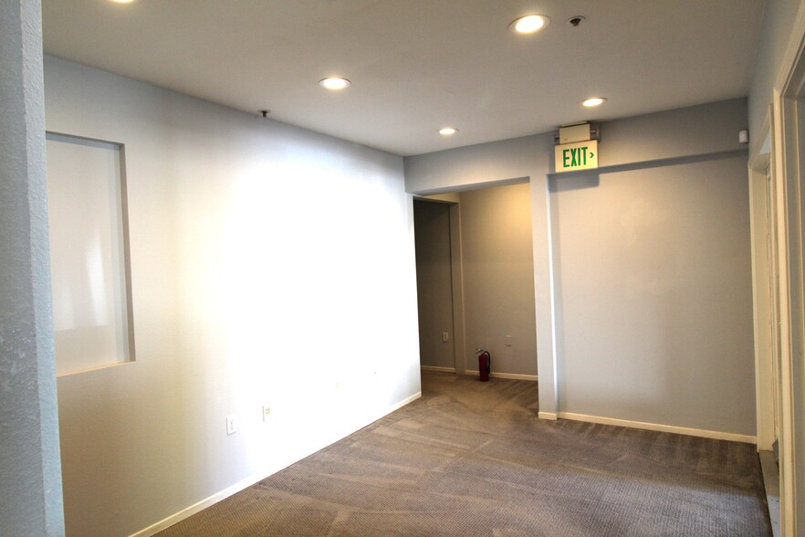 1201-1221 Bridgeway, Sausalito, CA for rent - Building Photo - Image 3 of 7