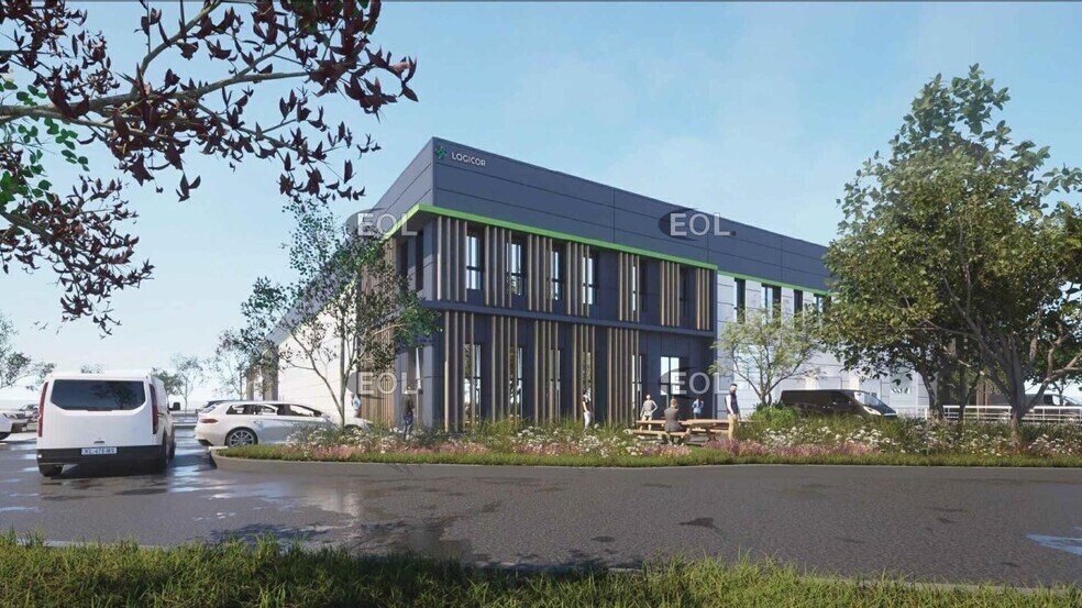 Light Industrial in Coignieres to rent - Building Photo - Image 1 of 2