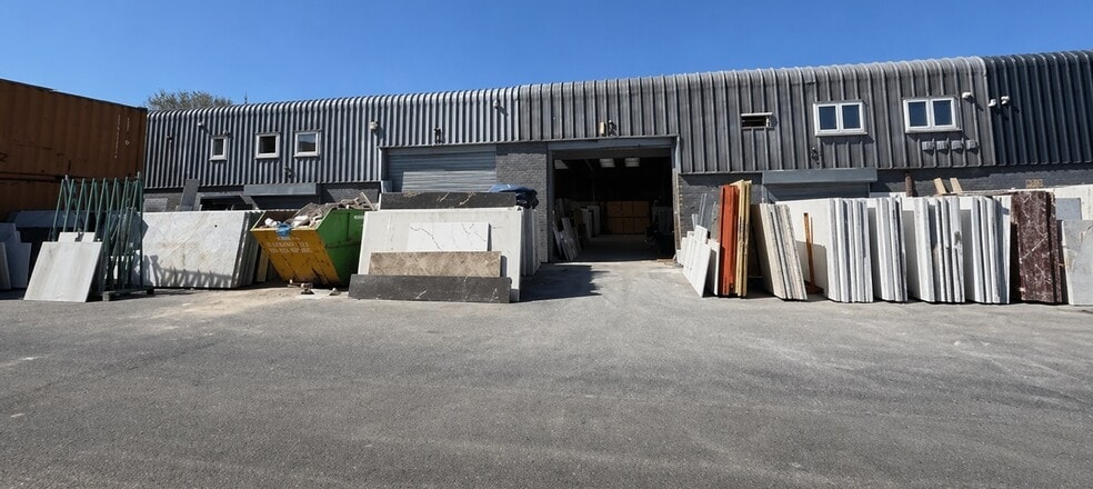 22-23 Argall Av, London to rent - Building Photo - Image 1 of 5