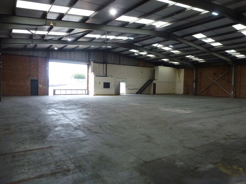 Leamore Ln, Walsall to rent - Building Photo - Image 2 of 14