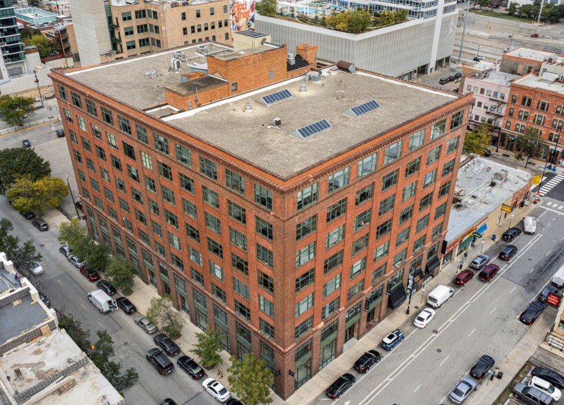 820 W Jackson Blvd, Chicago, IL for rent - Building Photo - Image 1 of 11