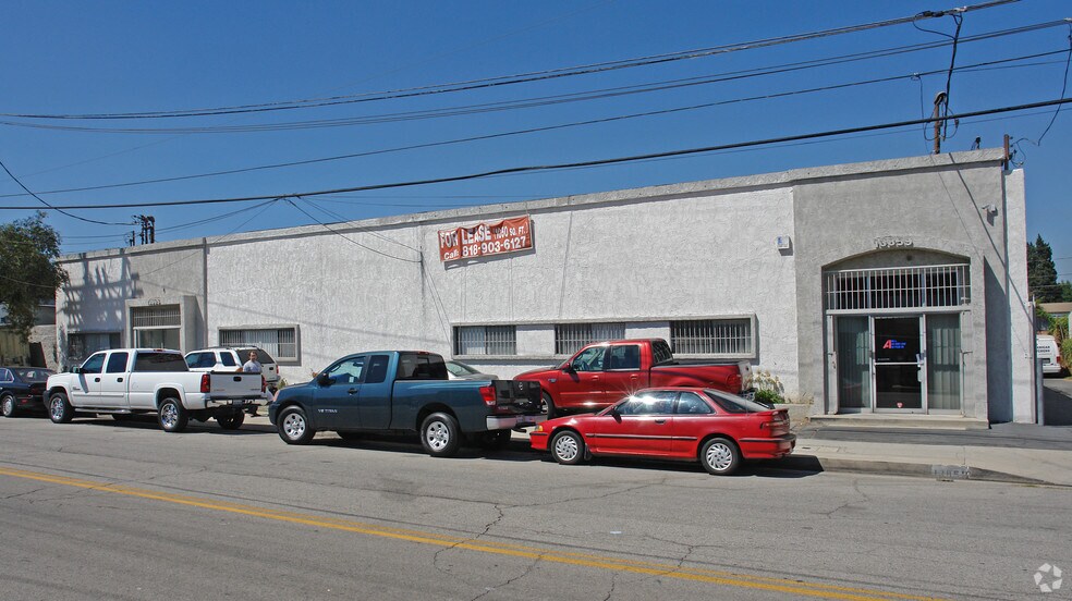 1385913865 Saticoy St, Panorama City 91402 UK