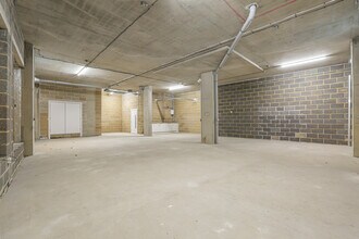 62 Hatcham Rd, London for rent Interior Photo- Image 2 of 3