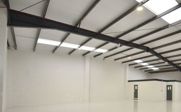 Taylor Business Park, Warrington to rent Interior Photo- Image 2 of 2