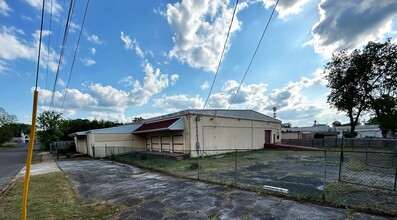 624 Goldwire Pl SW, Birmingham, AL for rent Building Photo- Image 1 of 12