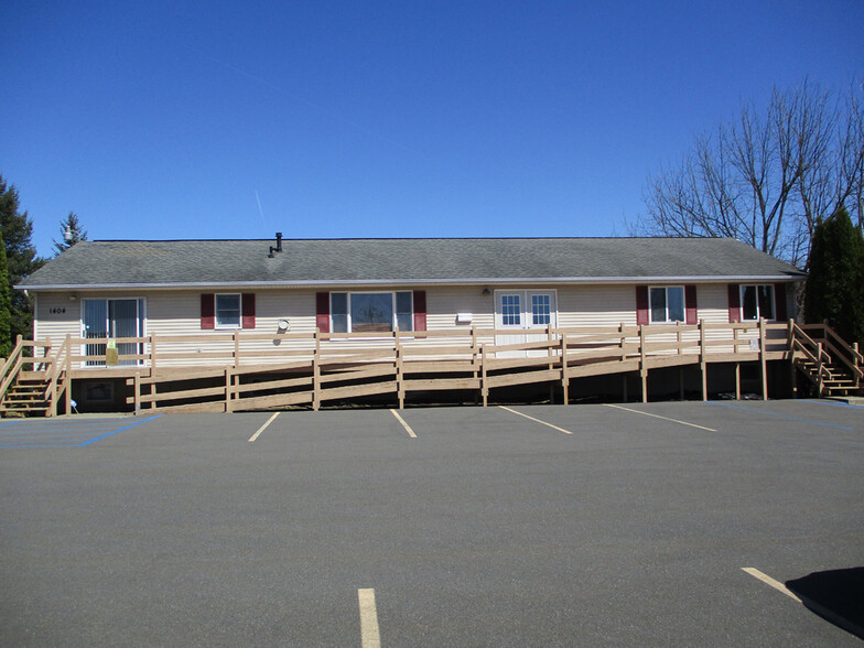 1406A Route 9, Halfmoon, NY for rent - Building Photo - Image 1 of 7