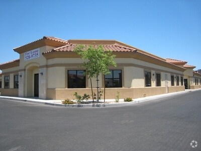 8991 W Flamingo Rd, Las Vegas, NV for rent - Building Photo - Image 2 of 41