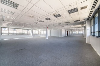 Retail in Madrid, Madrid to rent Interior Photo- Image 1 of 9