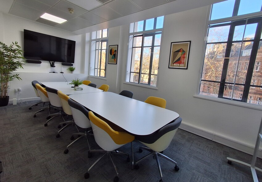 233 Shaftesbury Ave, London to rent - Interior Photo - Image 3 of 9