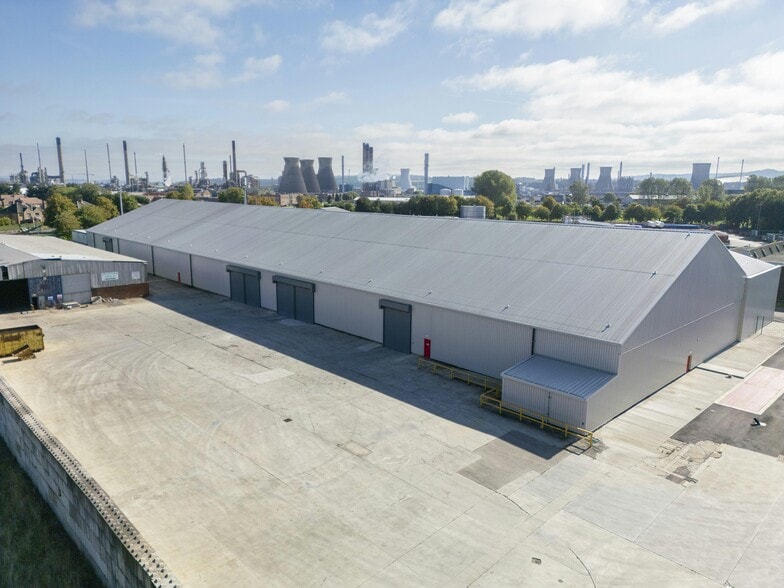 1-5 Abbotsinch Rd, Grangemouth to rent - Building Photo - Image 3 of 11