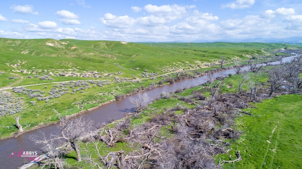 13100 Oilfields Rd, Bakersfield, CA for sale - Primary Photo - Image 1 of 7