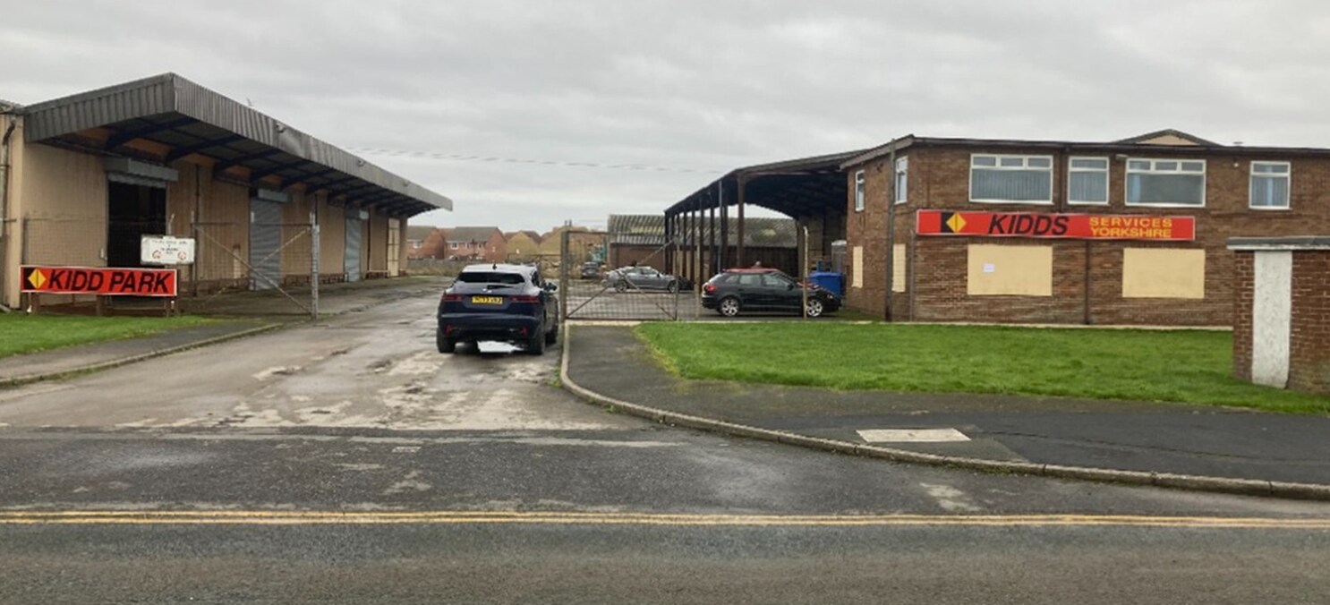 Cliff Rd, Hornsea to rent Primary Photo- Image 1 of 2