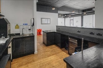 6-10 Main St, Pembroke to rent Interior Photo- Image 1 of 9