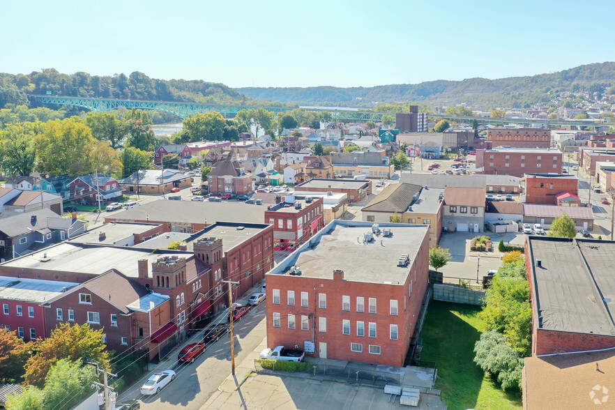 300 Corbet St, Tarentum, PA for rent - Aerial - Image 3 of 6