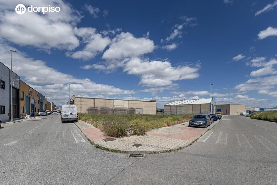 Paseo de las Andas, 7, Las Gabias, Granada for sale - Building Photo - Image 1 of 14