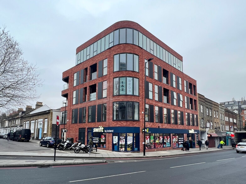 798-804 Holloway Rd, London to rent - Building Photo - Image 2 of 3