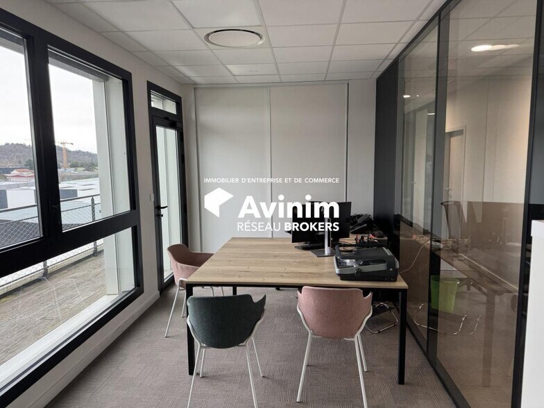 Office in Chaponost to rent - Interior Photo - Image 3 of 33