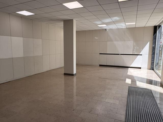 Location Bureaux 258 m²