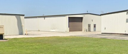 1215 N Hickory Farm Ln, Appleton, WI for rent Building Photo- Image 1 of 5