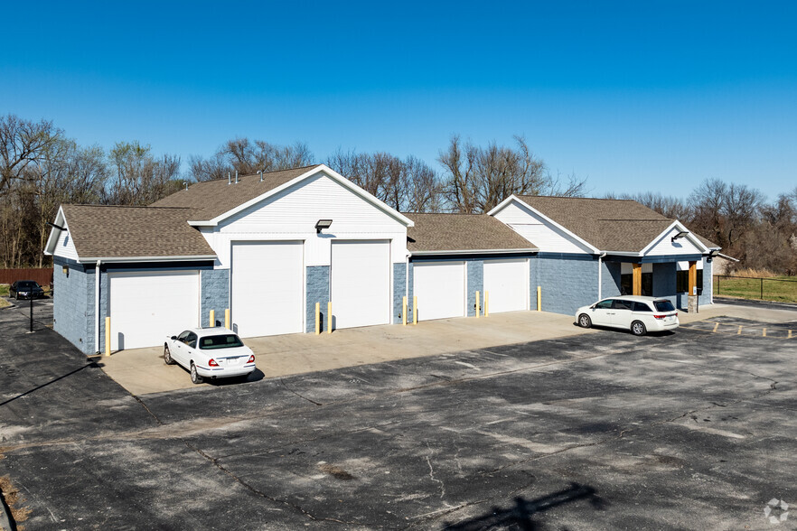 2807 W Kearney St, Springfield, MO for sale - Primary Photo - Image 1 of 1