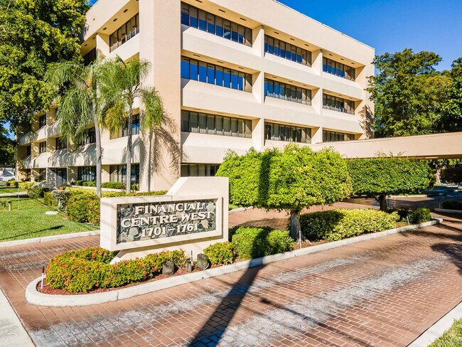More details for 1761 W Hillsboro Blvd, Deerfield Beach, FL - Office, Retail to Rent