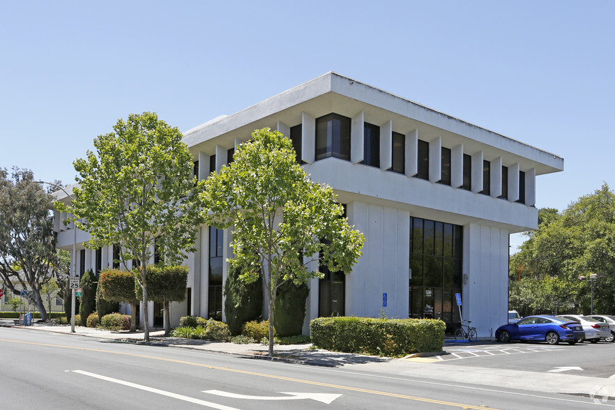 550 S California Ave, Palo Alto, CA for rent - Building Photo - Image 1 of 2