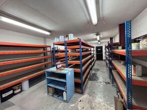 Tait Rd, Croydon to rent Interior Photo- Image 1 of 4