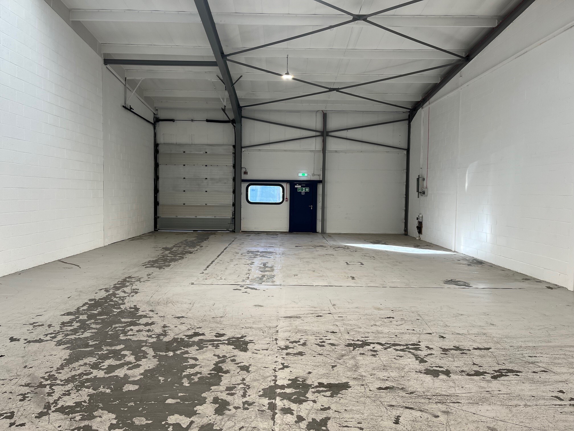 Erica Rd, Milton Keynes to rent Interior Photo- Image 1 of 2