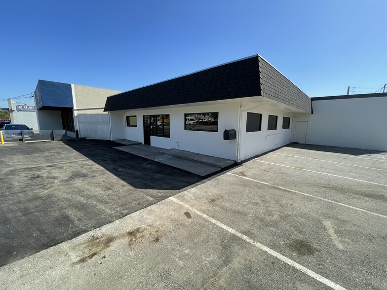 2301 Lafayette St, Santa Clara, CA for rent - Building Photo - Image 1 of 2