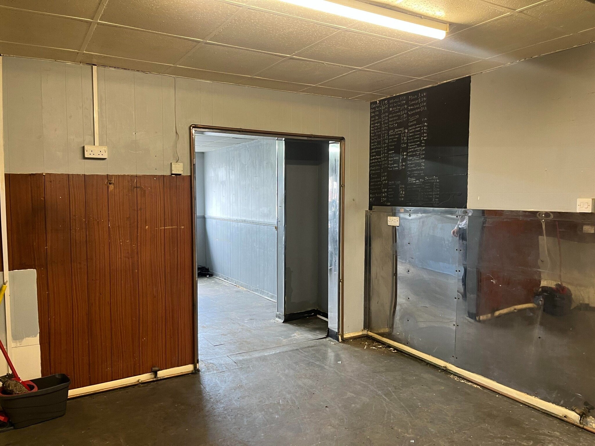 4-8 Hicks St, Sheffield to rent Interior Photo- Image 1 of 4