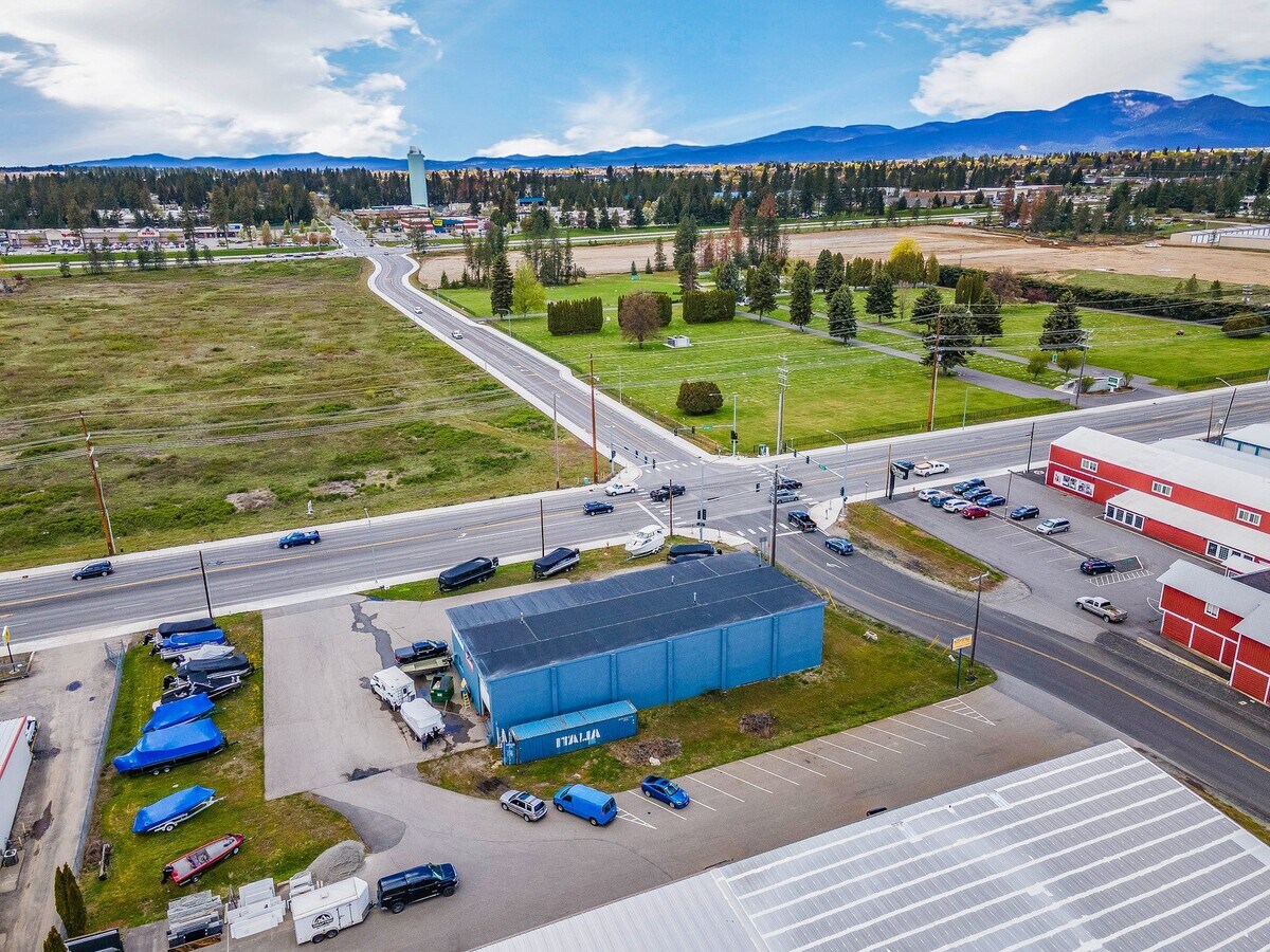 7168 N Government Way, Dalton Gardens 83815 UK