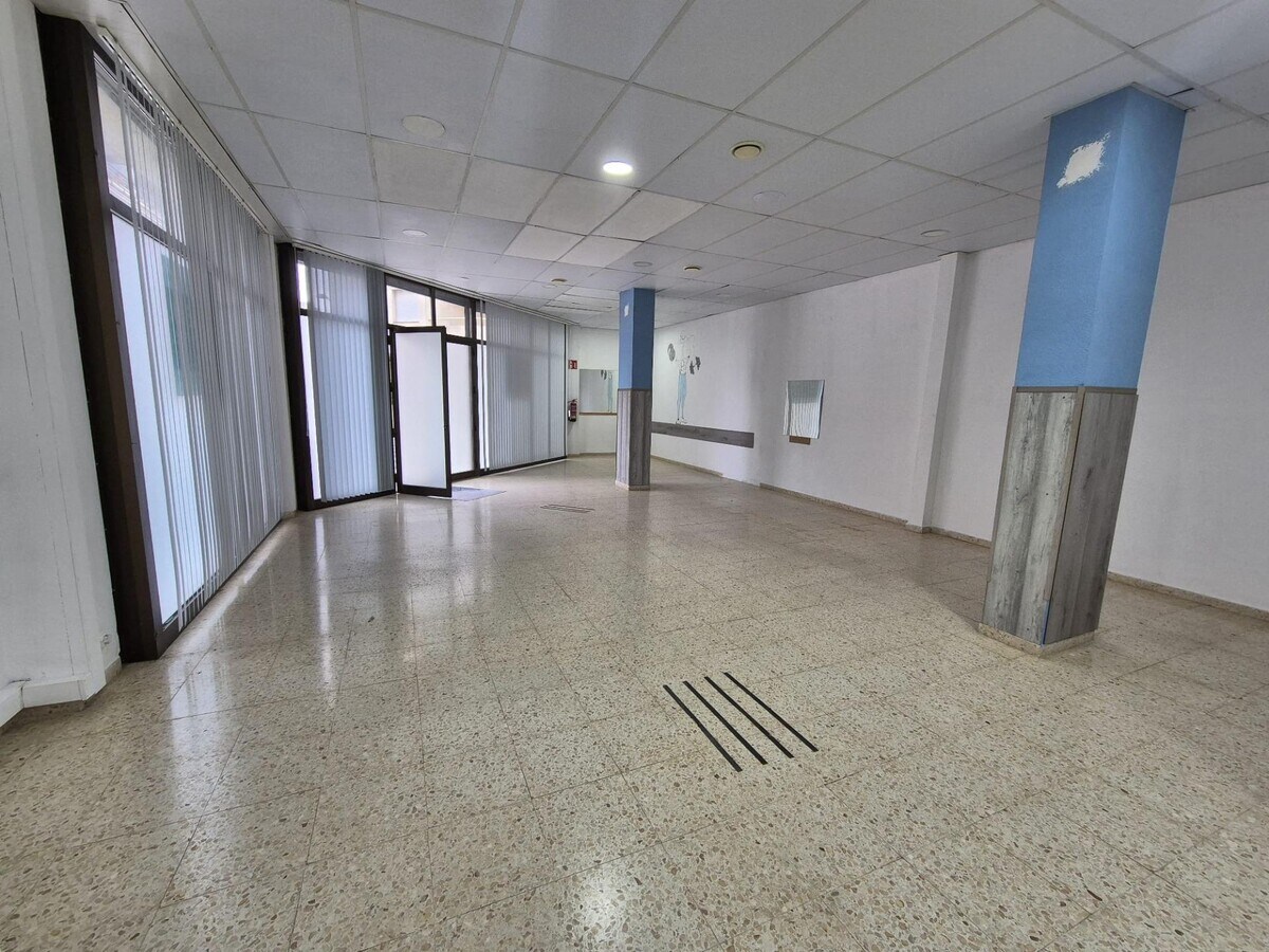 Pineda de Mar, BAR 08397 - Unit 1-2-3 -  - Interior Photo - Image 1 of 18