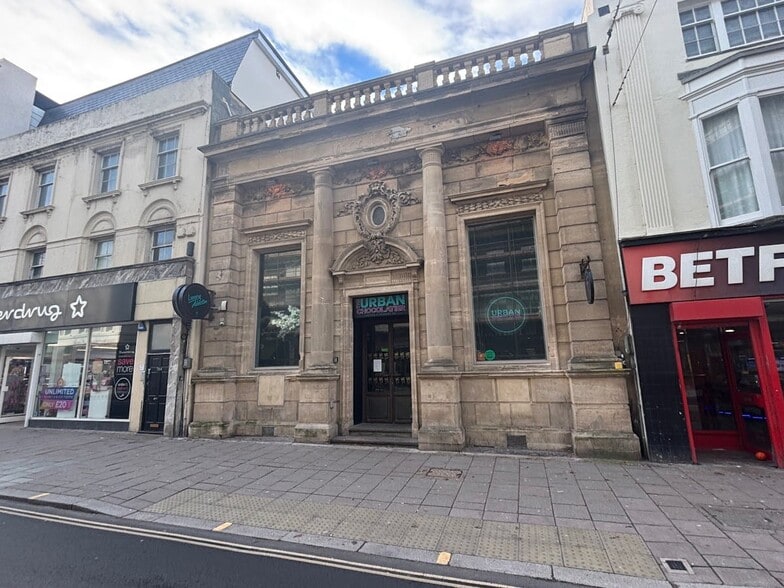 79-80 Western Rd, Brighton to rent - Building Photo - Image 2 of 3