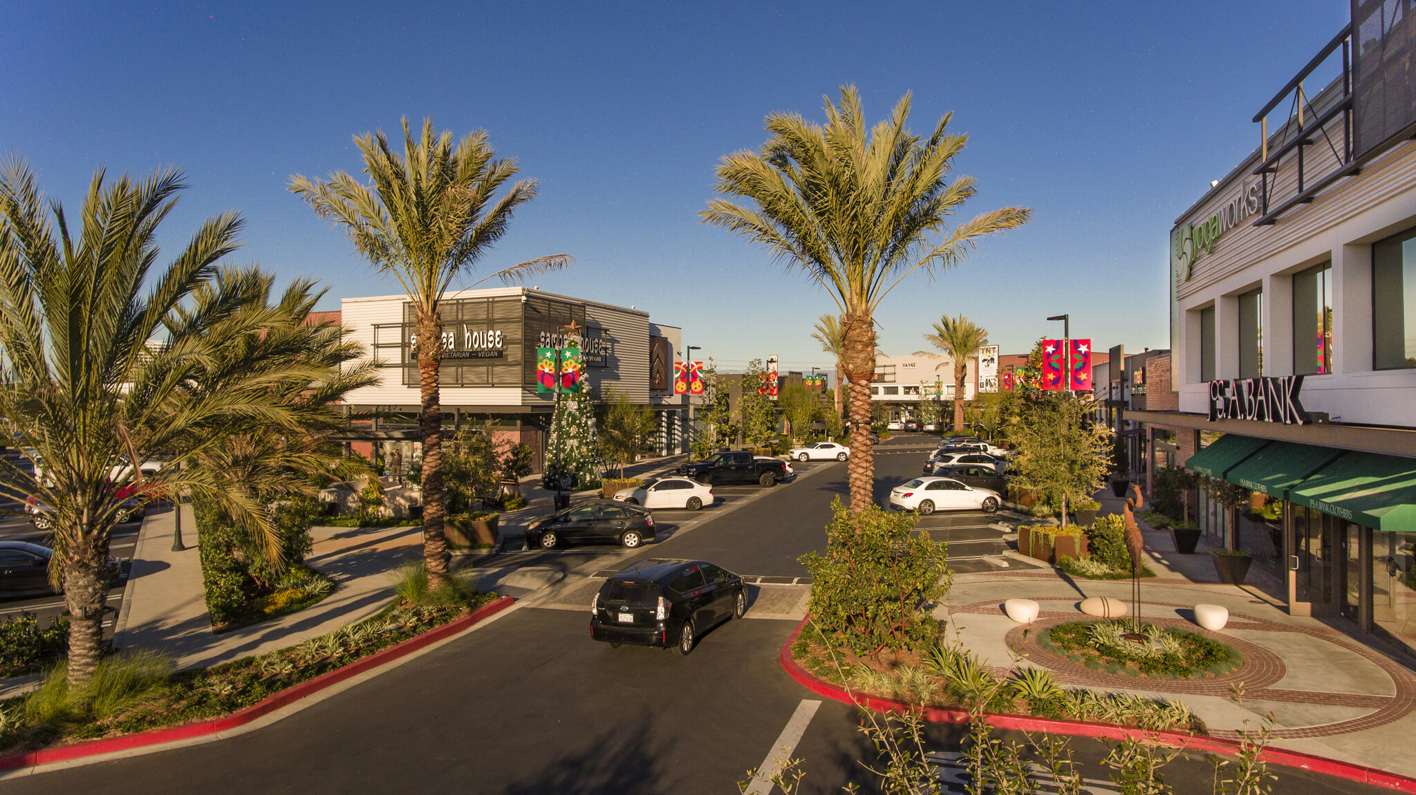 730 S Allied Way, El Segundo, CA for rent Building Photo- Image 1 of 26