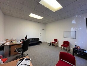 38 Poole Rd, Bournemouth to rent Interior Photo- Image 1 of 3